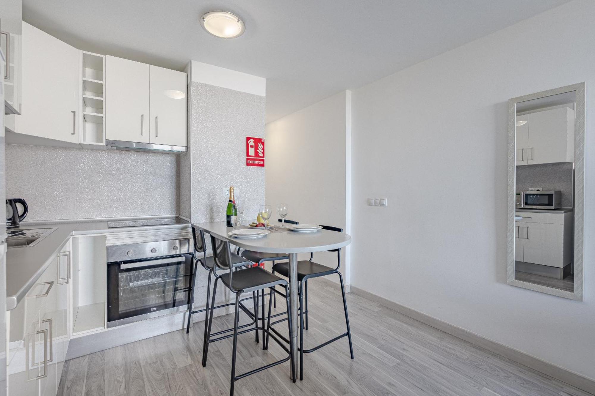 Complejo Borinquen Vista Al Mar Apartment Playa de las Americas  Ngoại thất bức ảnh