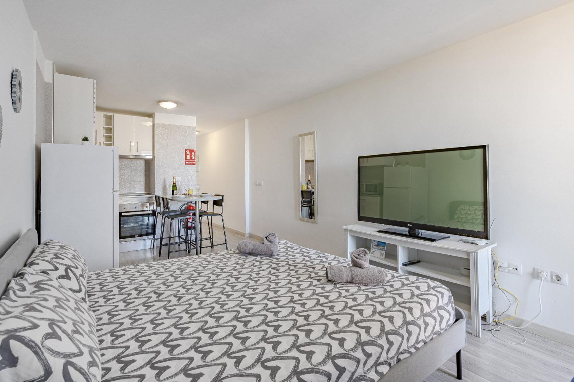 Complejo Borinquen Vista Al Mar Apartment Playa de las Americas  Ngoại thất bức ảnh