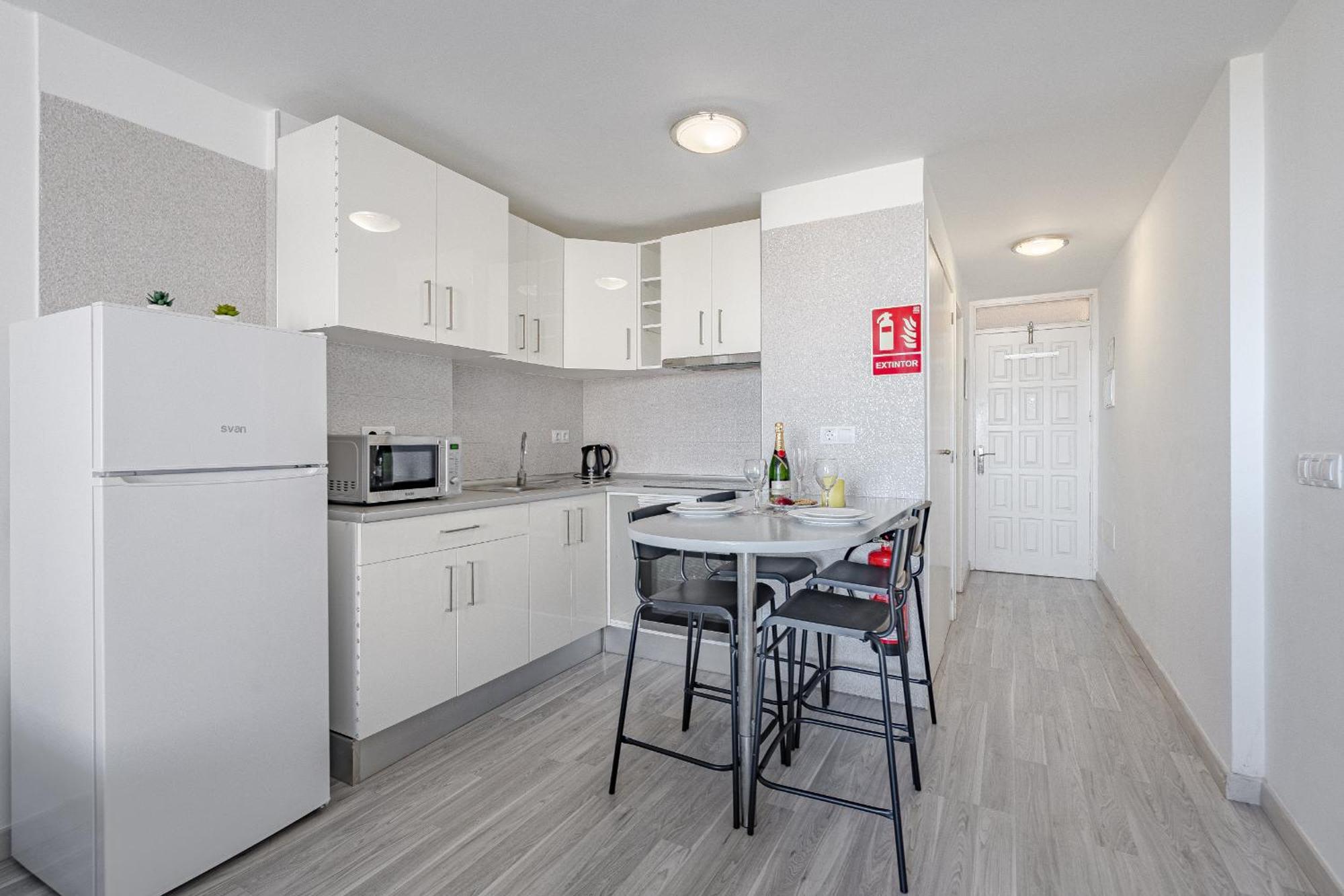 Complejo Borinquen Vista Al Mar Apartment Playa de las Americas  Ngoại thất bức ảnh